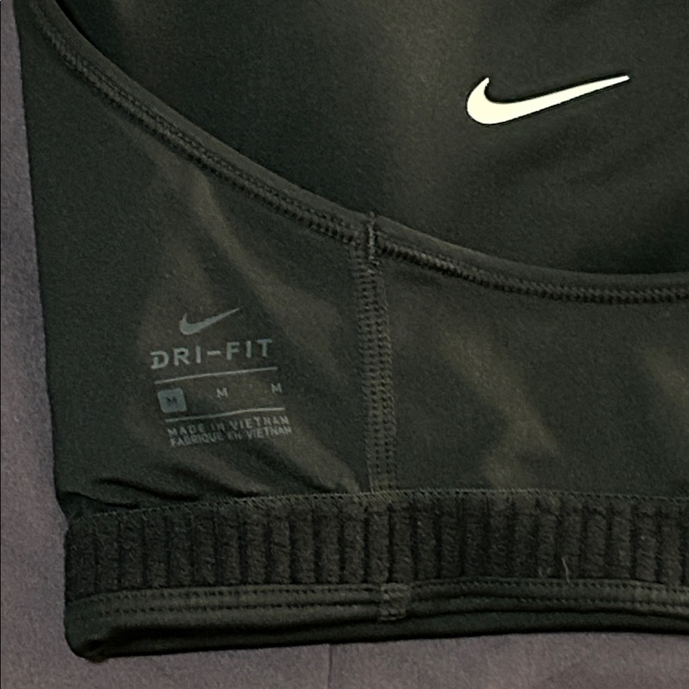 Nike Sport Bra - Picture 4 of 4